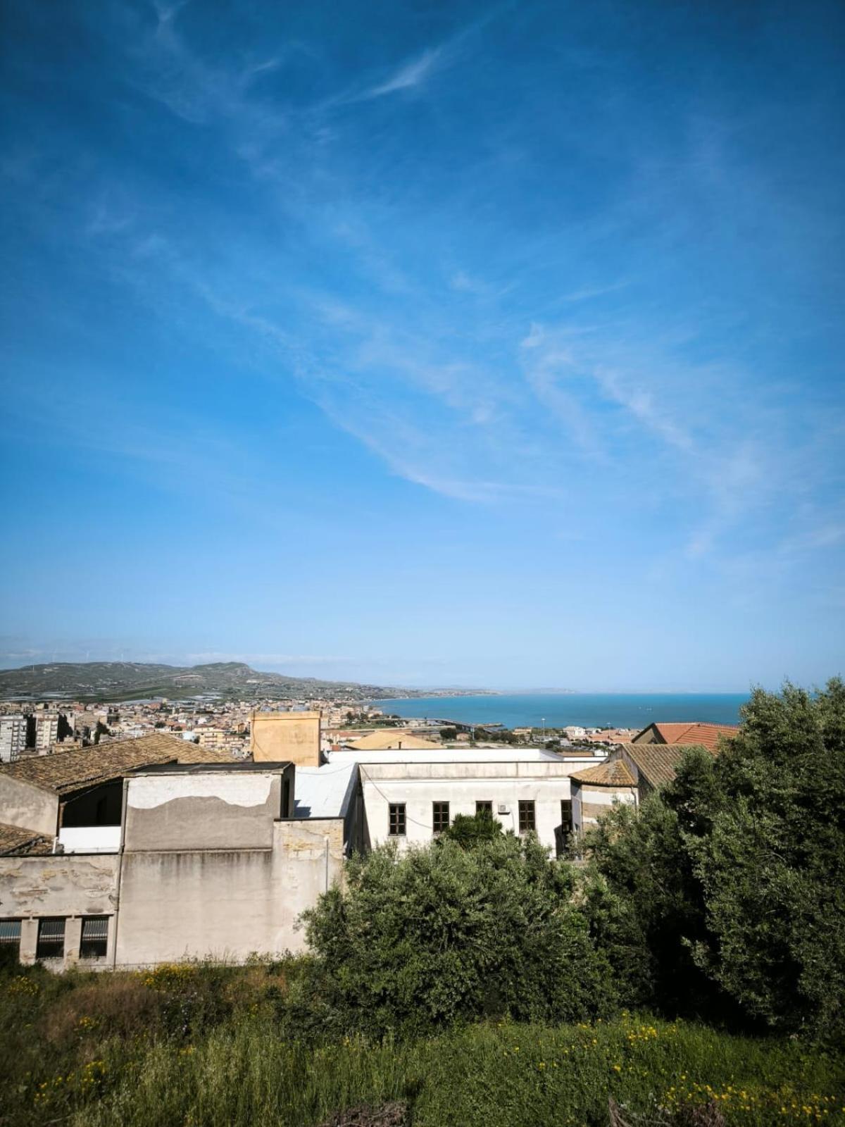 Il Grifo Hotel Licata Bagian luar foto